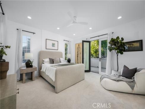 15 Boardwalk , Newport Beach, CA