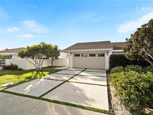 4  Skysail  , Newport Beach, CA