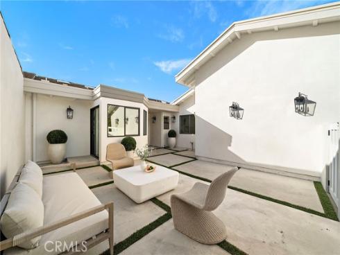 4  Skysail  , Newport Beach, CA