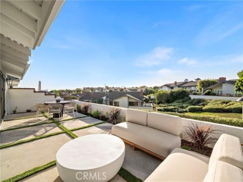 4  Skysail  , Newport Beach, CA