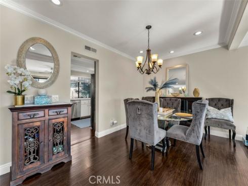 207  Columbia  , Newport Beach, CA