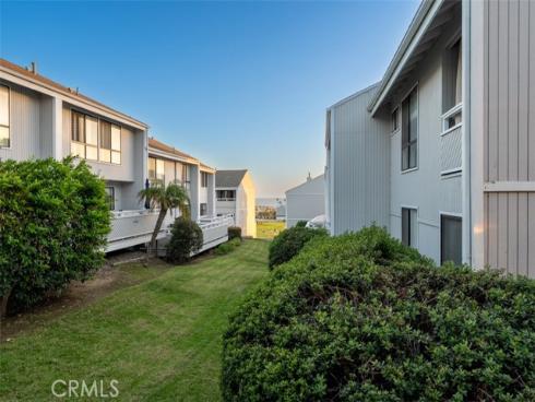 207  Columbia  , Newport Beach, CA