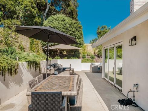 2 Maritime Drive, Newport Beach, CA