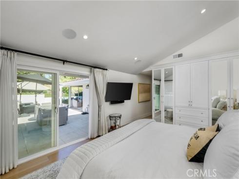 2 Maritime Drive, Newport Beach, CA