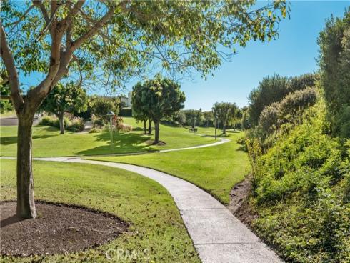 2 Maritime Drive, Newport Beach, CA