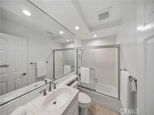2 Vienna , Newport Beach, CA