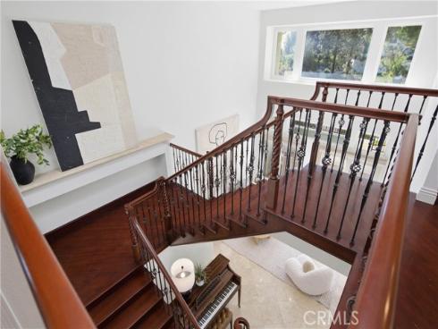 2 Vienna , Newport Beach, CA