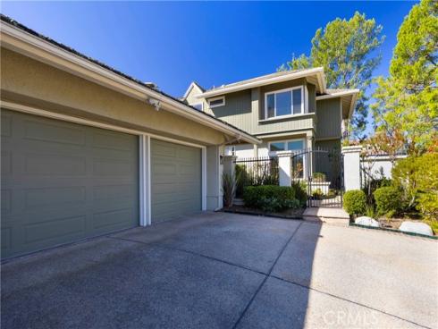 2 Vienna , Newport Beach, CA