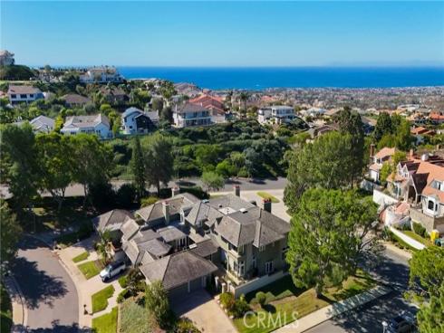 2 Vienna , Newport Beach, CA
