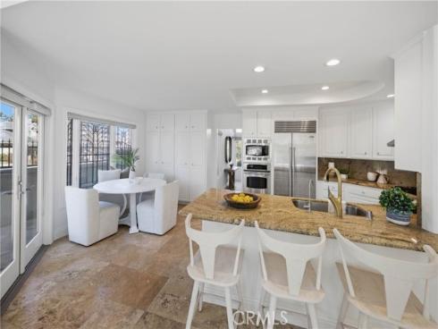 2 Vienna , Newport Beach, CA