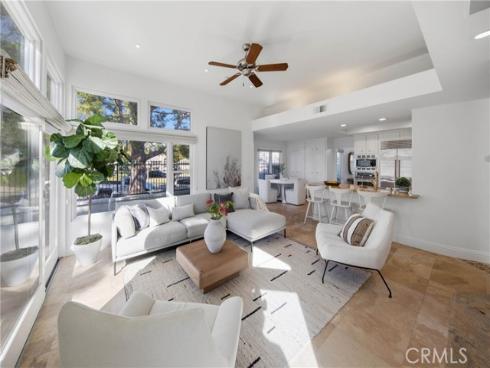 2 Vienna , Newport Beach, CA