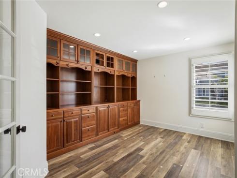17  Colonial   Drive, Newport Beach, CA