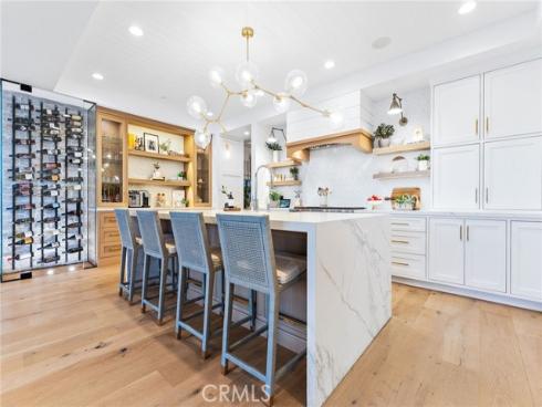 409 North Bayfront , Newport Beach, CA
