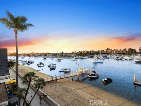 409 North Bayfront , Newport Beach, CA