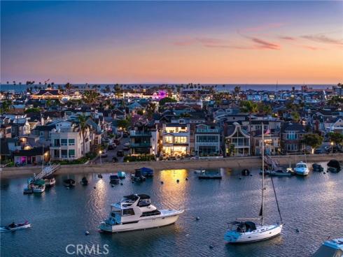 409 North Bayfront , Newport Beach, CA