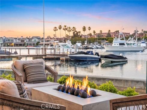 409 North Bayfront , Newport Beach, CA