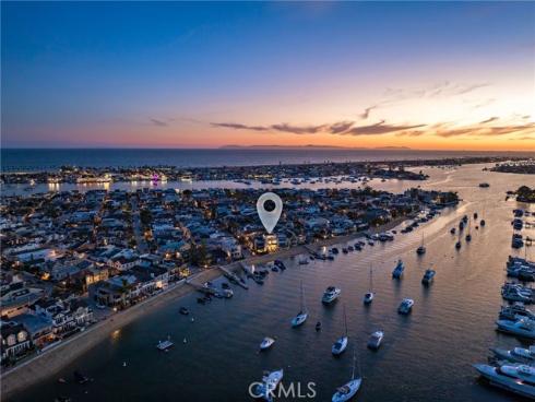 409  North Bayfront  , Newport Beach, CA