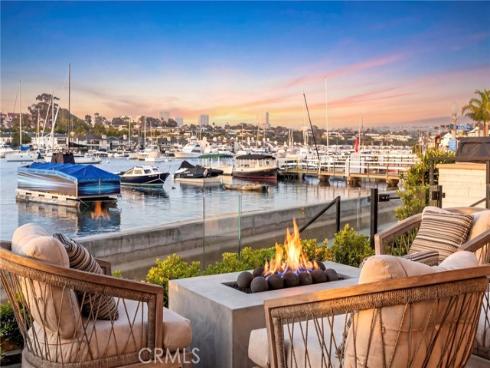 409 North Bayfront , Newport Beach, CA
