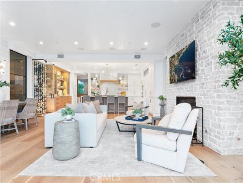 409 North Bayfront , Newport Beach, CA