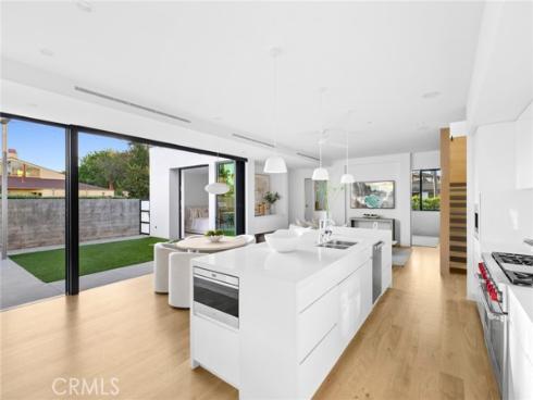 2320 Clay Street, Newport Beach, CA
