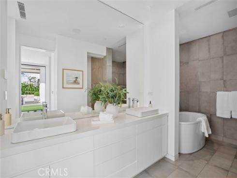 2320 Clay Street, Newport Beach, CA