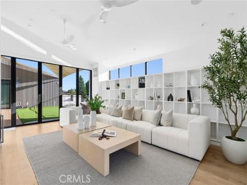 2320 Clay Street, Newport Beach, CA