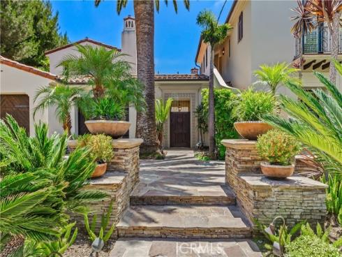 18  Scenic Bluff  , Newport Coast, CA