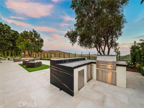 16  Clearview  , Newport Coast, CA