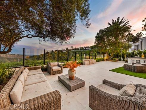 16  Clearview  , Newport Coast, CA