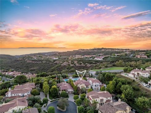 11  Highpoint  , Newport Coast, CA