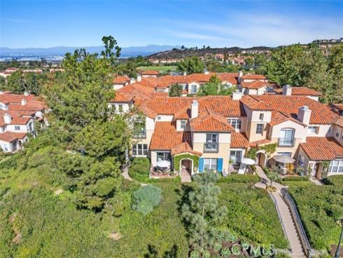 10  Teramo   Court, Newport Coast, CA