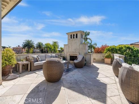 7  Shoreview  , Newport Coast, CA