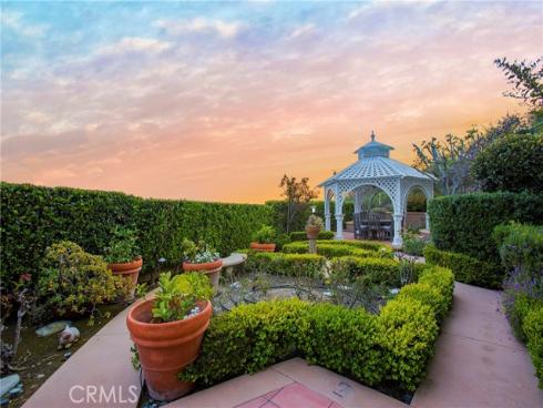 28 Sunset Cv , Newport Coast, CA