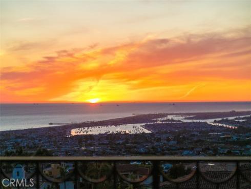 7  Sailview  , Newport Coast, CA