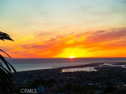 7  Sailview  , Newport Coast, CA