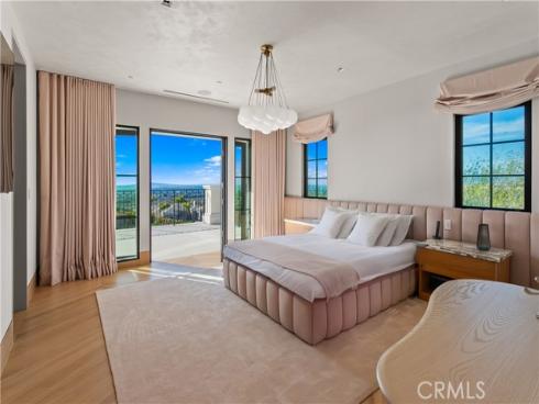 7  Sailview  , Newport Coast, CA