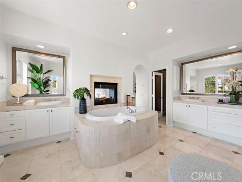 5 Hidden Pass , Newport Coast, CA