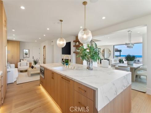 4 Sunset Cove , Newport Coast, CA