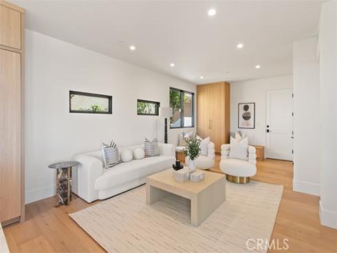 4 Sunset Cove , Newport Coast, CA