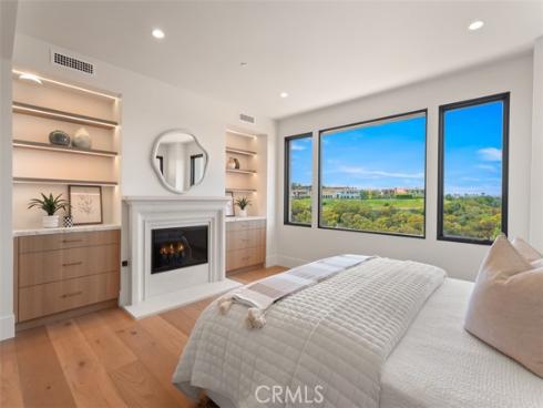 4 Sunset Cove , Newport Coast, CA