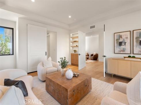 4 Sunset Cove , Newport Coast, CA