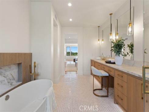 4 Sunset Cove , Newport Coast, CA