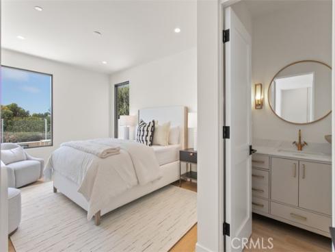 4 Sunset Cove , Newport Coast, CA