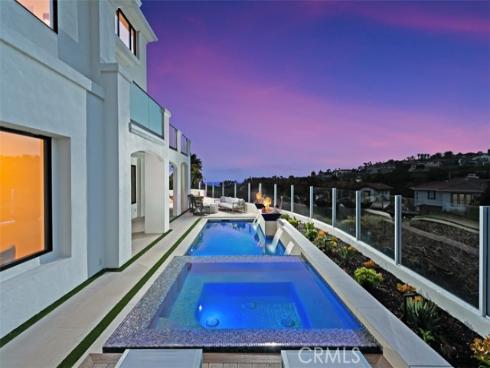 4 Sunset Cove , Newport Coast, CA