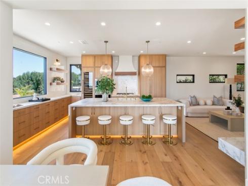 4 Sunset Cove , Newport Coast, CA