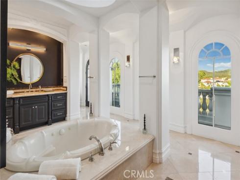 28  Shoreridge  , Newport Coast, CA