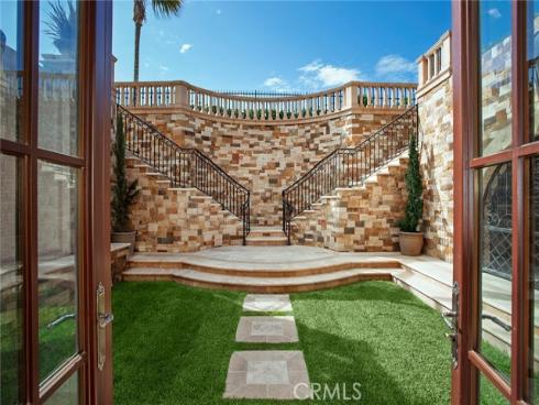 12  Skyridge  , Newport Coast, CA