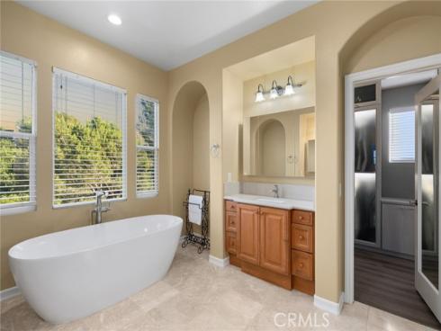 2 Tarascon , Newport Coast, CA