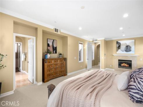 2 Tarascon , Newport Coast, CA