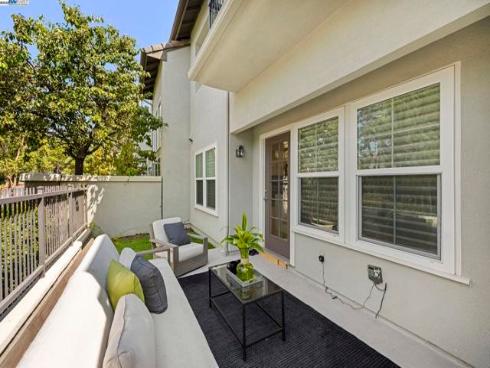 24 Dauphine , Newport Coast, CA